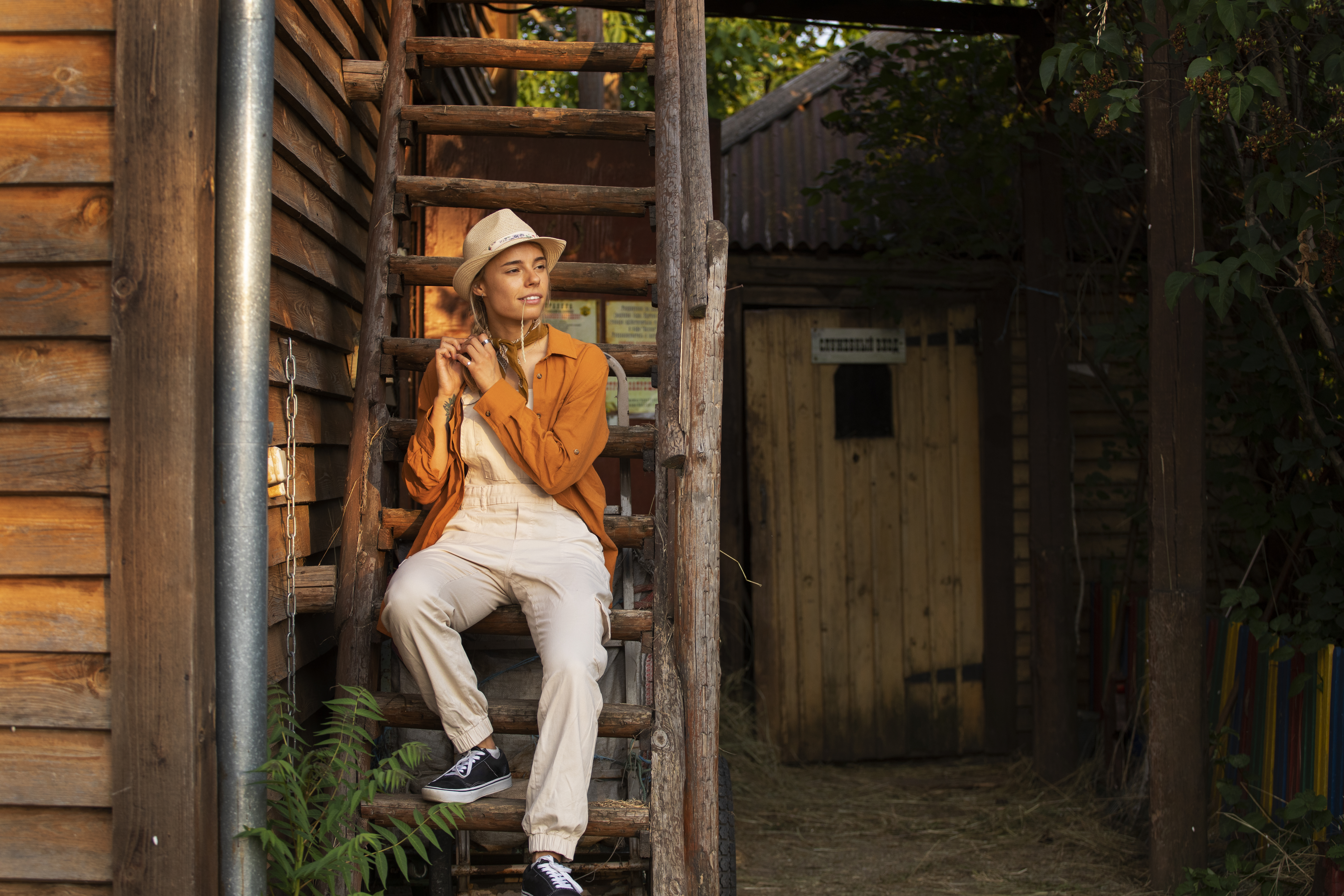 full-shot-woman-living-farmhouse